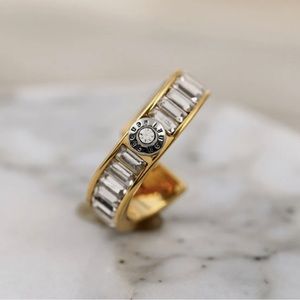 Henri Bendel Luxe Crystal Ring Gold